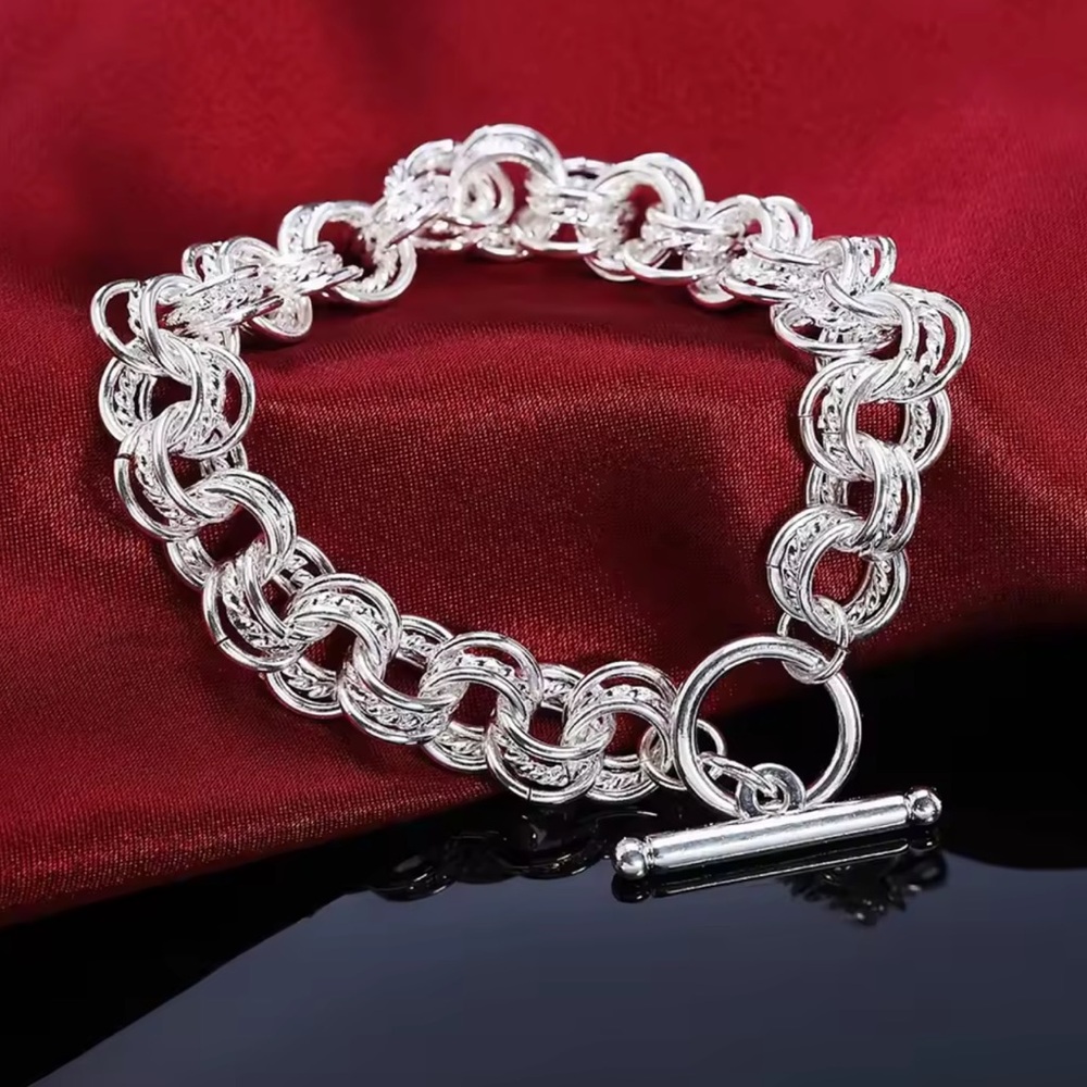 🌟 Silver Bracelet